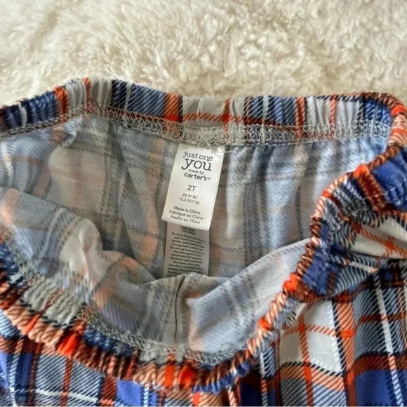 Carter’s 2T - 3 piece plaid tiger pajamas set - Picture 9 of 10